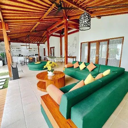 Villa Orked 3 With Family Room Seminyak